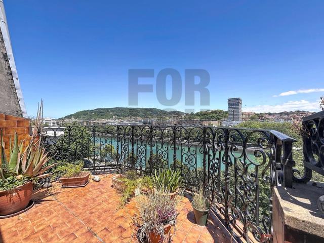 Dúplex en venta en Centro, Donostia-san Sebastián
