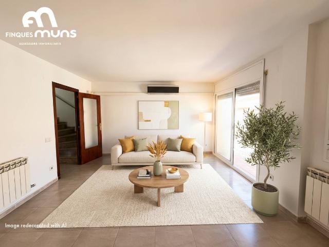 Dúplex en venta en Barri Vell, Gironès