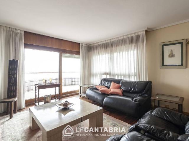 Dúplex en venta en Correos, Santander