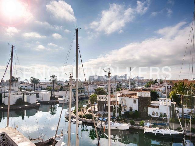 Dúplex en venta en Empuriabrava, Alt Empordà