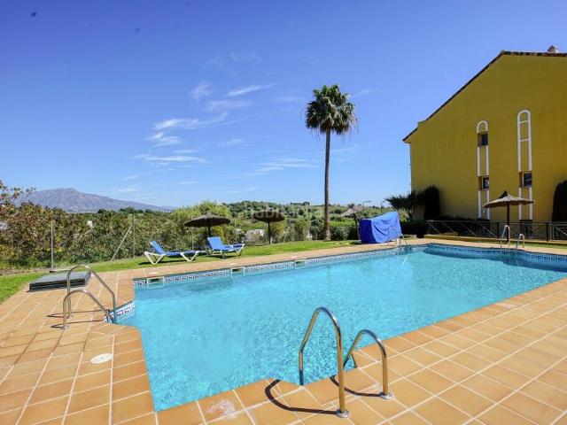Dúplex en venta en Barriada Islas Canarias, Costa del Sol Occidental