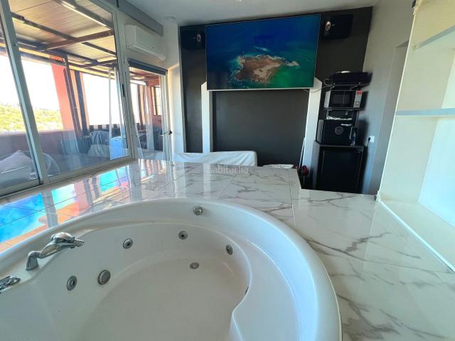 Dúplex en venta en Barriada Islas Canarias, Costa del Sol Occidental