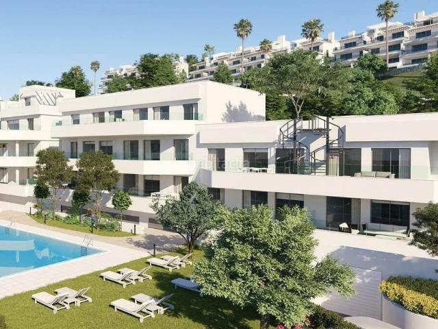 Dúplex en venta en Barriada Islas Canarias, Costa del Sol Occidental