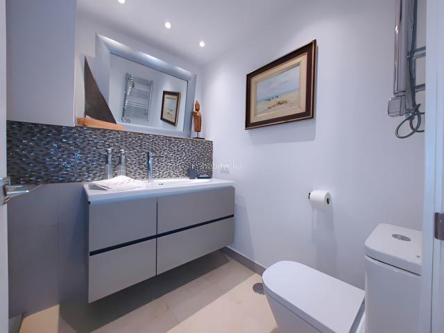 Dúplex en venta en Barriada Islas Canarias, Costa del Sol Occidental