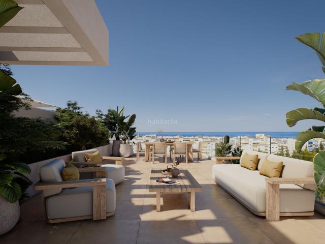Dúplex en venta en Barriada Islas Canarias, Costa del Sol Occidental