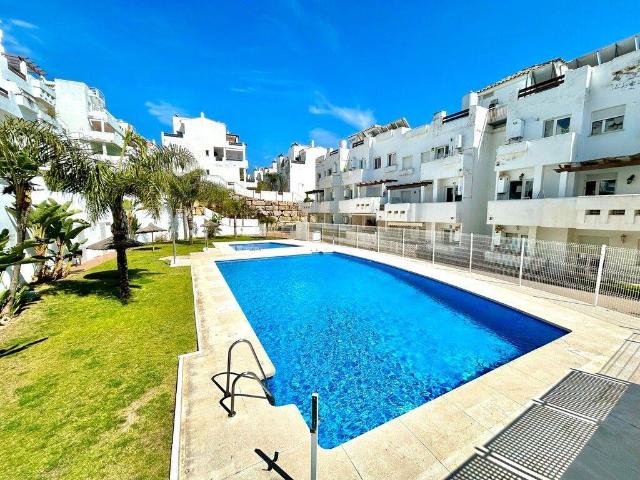 Dúplex en venta en Barriada Islas Canarias, Costa del Sol Occidental