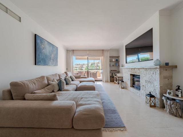 Dúplex en venta en Barriada Islas Canarias, Costa del Sol Occidental