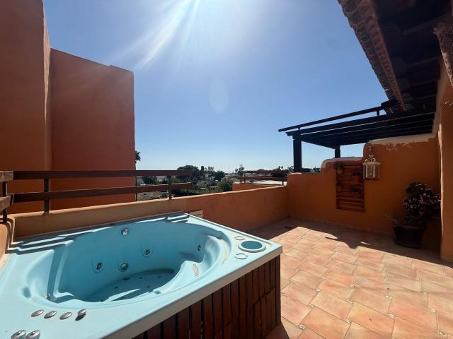 Dúplex en venta en Barriada Islas Canarias, Costa del Sol Occidental