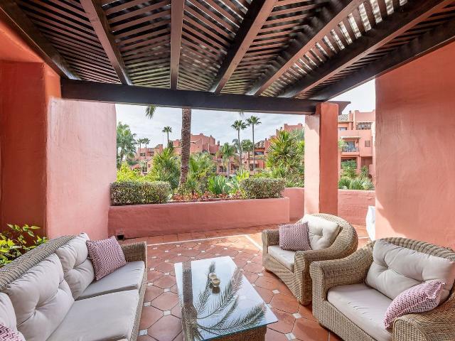 Dúplex en venta en Barriada Islas Canarias, Costa del Sol Occidental