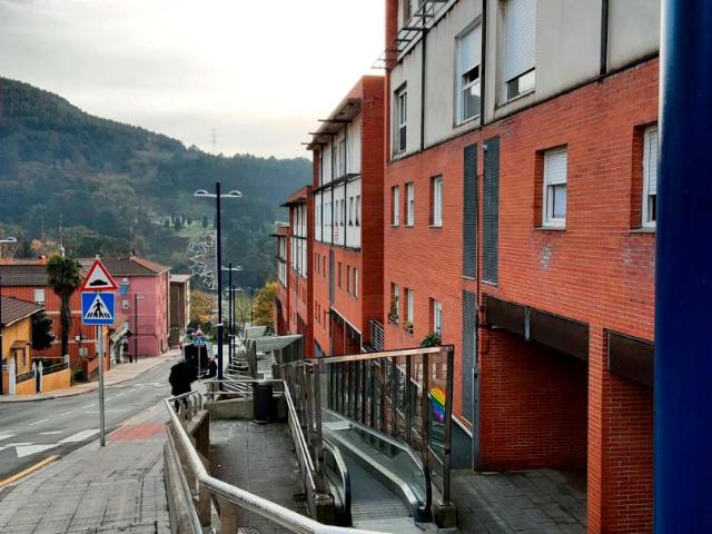 Dúplex en venta en Etxebarri, Doneztebe