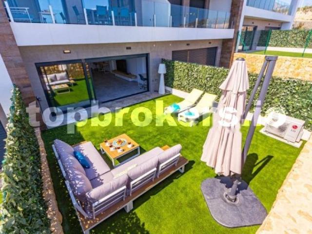 Dúplex en venta en Finestrat