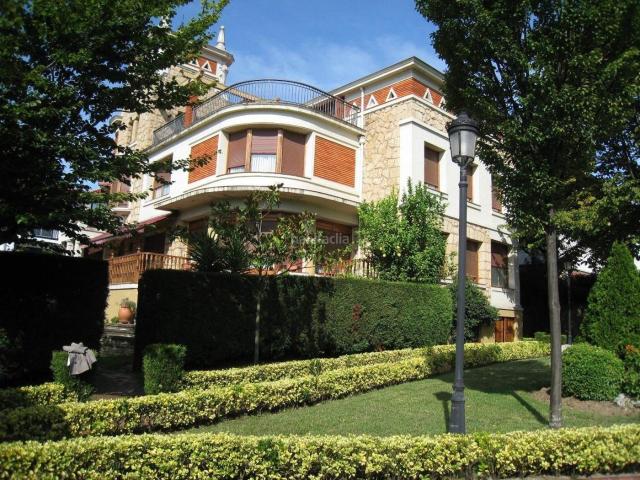 Dúplex en venta en Elexalde, Getxo