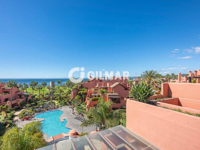 Dúplex en venta en Barriada Islas Canarias, Estepona