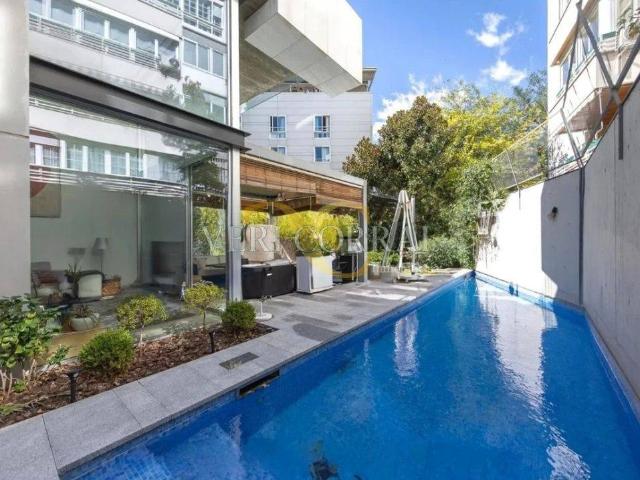 Dúplex en venta en Madrid, Cortes