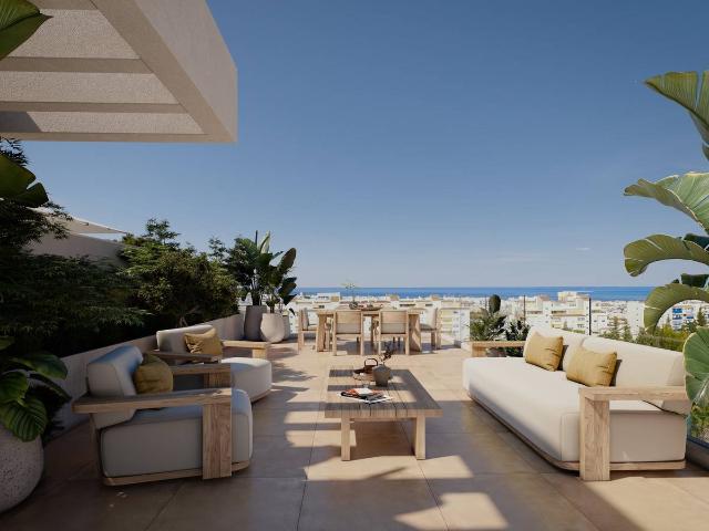 Dúplex en venta en Barriada Islas Canarias, Costa del Sol Occidental
