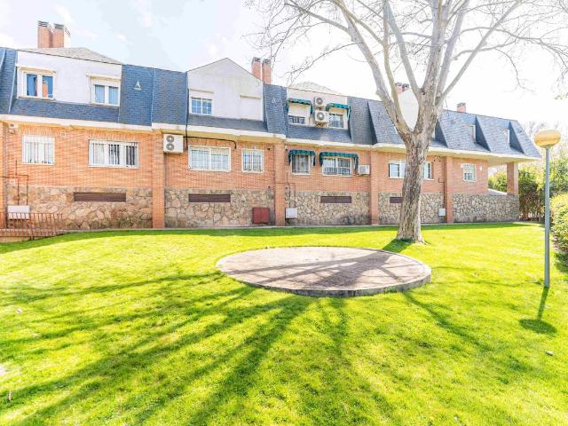 Dúplex en venta en Arroyomolinos, Madrid