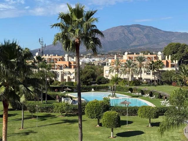 Dúplex en venta en Barriada Islas Canarias, Costa del Sol Occidental