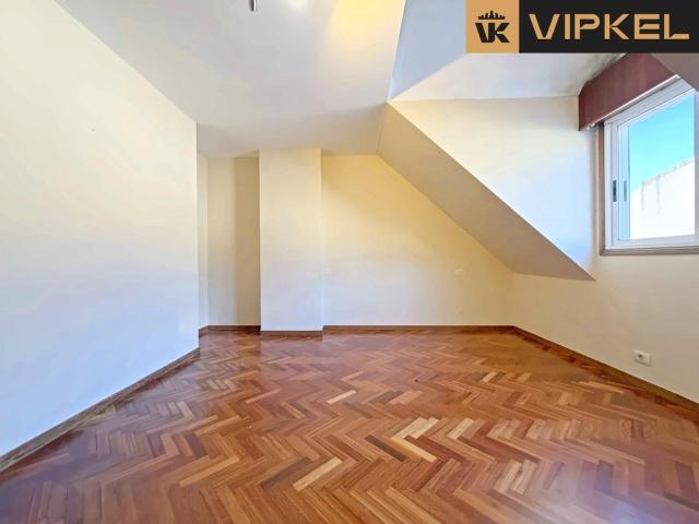Dúplex en venta en Os Castros, A Coruña