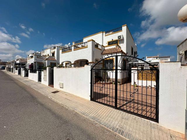 Dúplex en venta en Obispo Rocamora, el Baix Segura / La Vega Baja