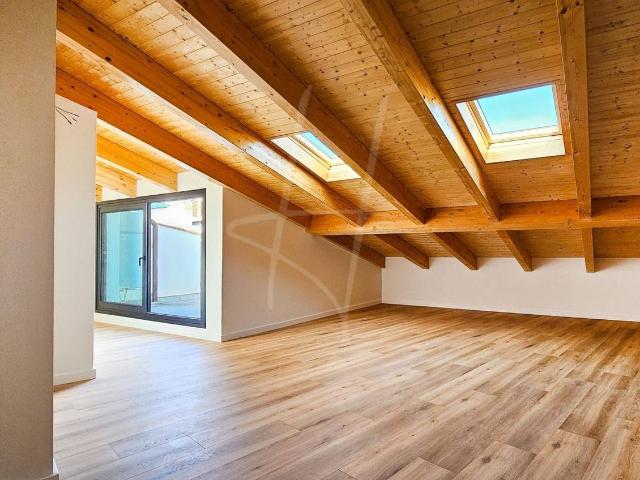 Dúplex en venta en Cornellà De Llobregat, Centre