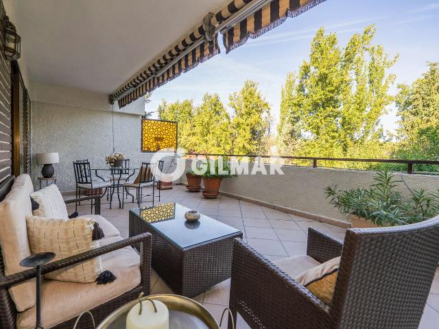 Dúplex en venta en Valdefuentes, Madrid