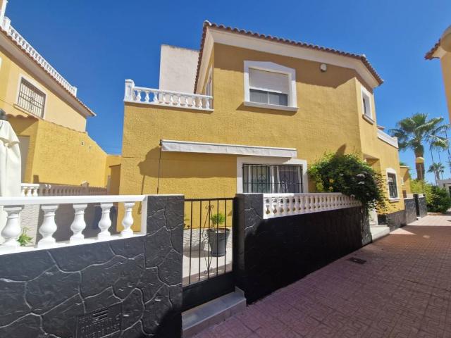 Dúplex en venta en Obispo Rocamora, Orihuela