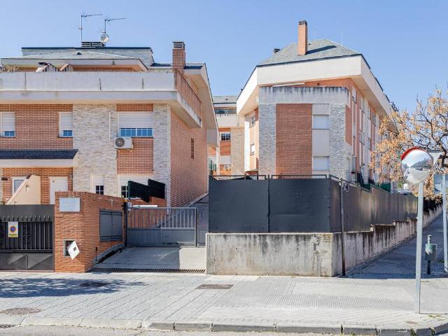 Dúplex en venta en Arroyomolinos, Madrid