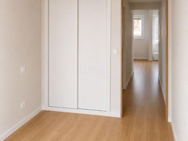 Dúplex en venta en Flores, Leganés