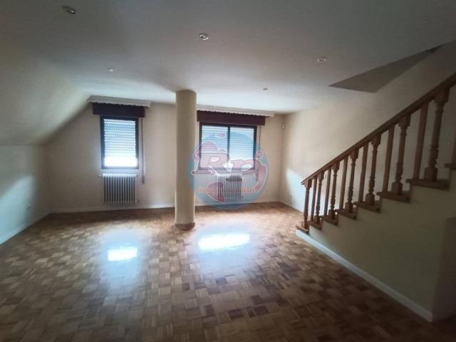 Dúplex en venta en León, Castilla y León
