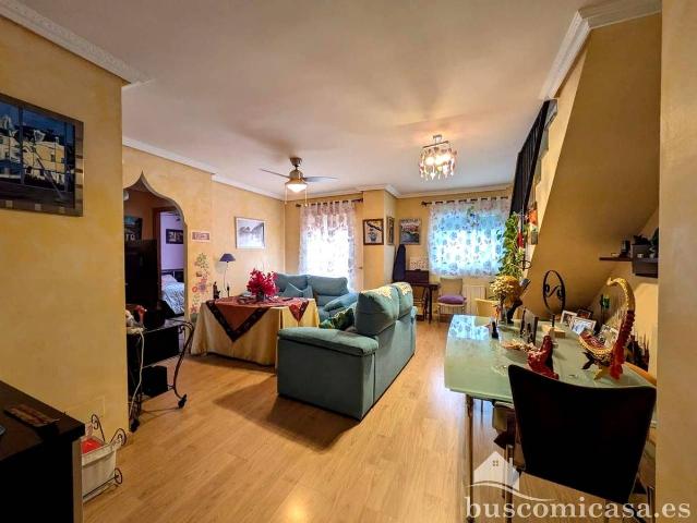 Dúplex en venta en Linares, Andalucía