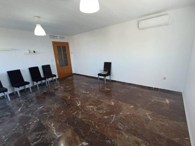 Dúplex en venta en Linares, Andalucía