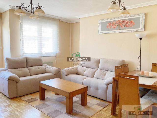 Dúplex en venta en Santa Cruz de Llanera, Llanera