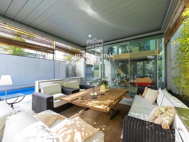 Dúplex en venta en Madrid, Cortes