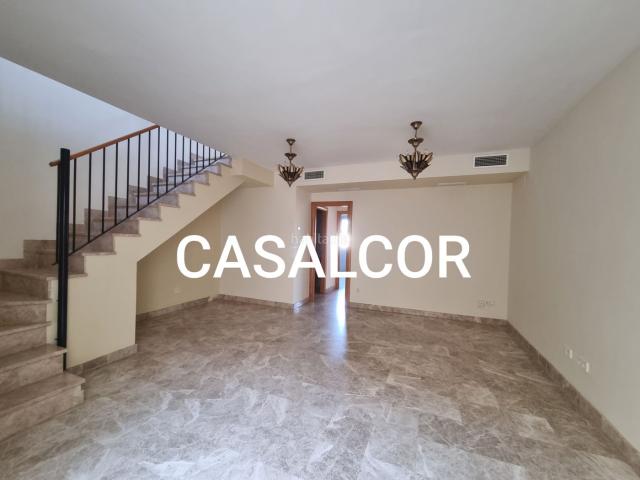 Dúplex en venta en Mairena Del Alcor, Andalucía
