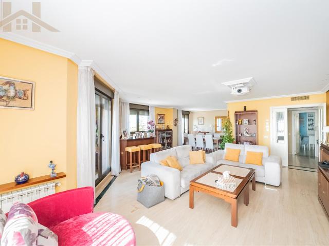 Dúplex en venta en Majadahonda