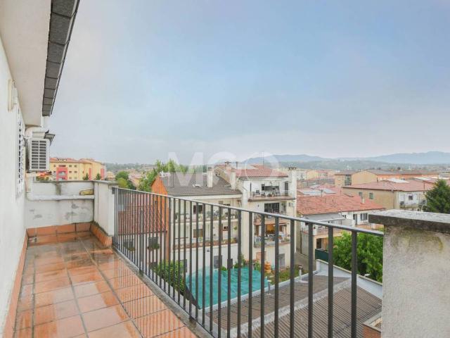 Dúplex en venta en Baix Vila, Osona