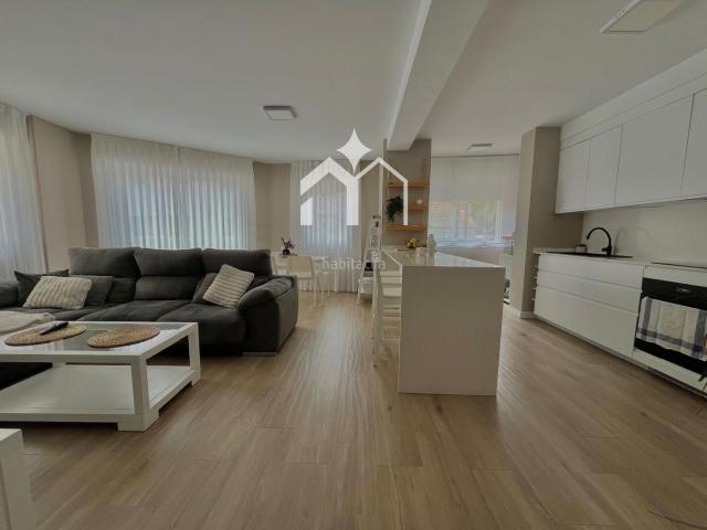 Dúplex en venta en O Cruceiro, O Morrazo