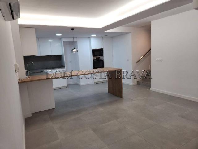 Dúplex en venta en Barri Vell, Gironès