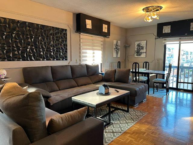 Dúplex en venta en San Fernando De Henares, Madrid