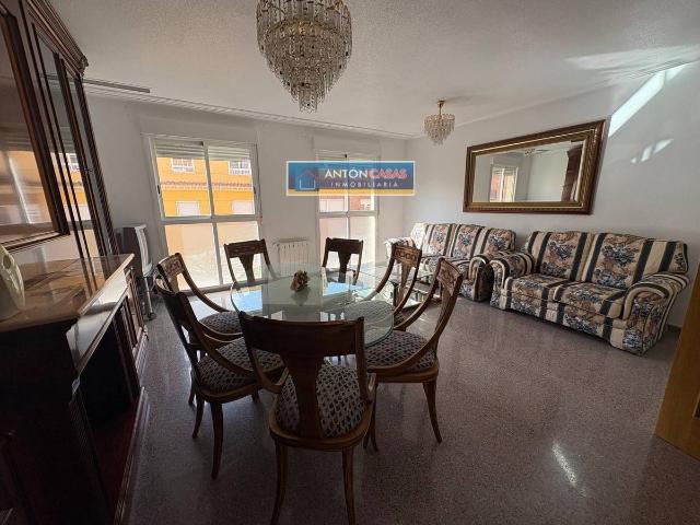 Dúplex en venta en La Cruz, el Vinalopó Mitjà / El Vinalopó Medio