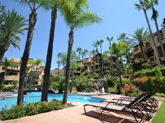 Dúplex en venta en Barriada Islas Canarias, Costa del Sol Occidental