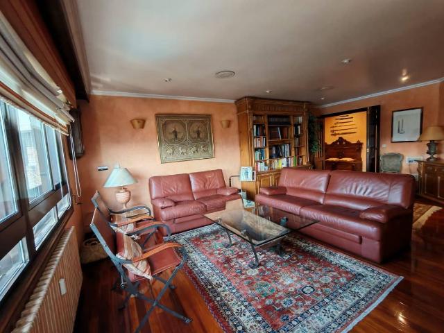 Dúplex en venta en Vigo, A Divina Pastora