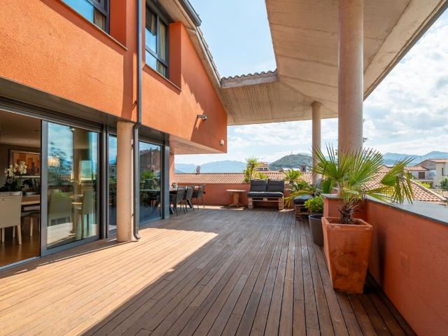 Dúplex en venta en Olot, Malagrida