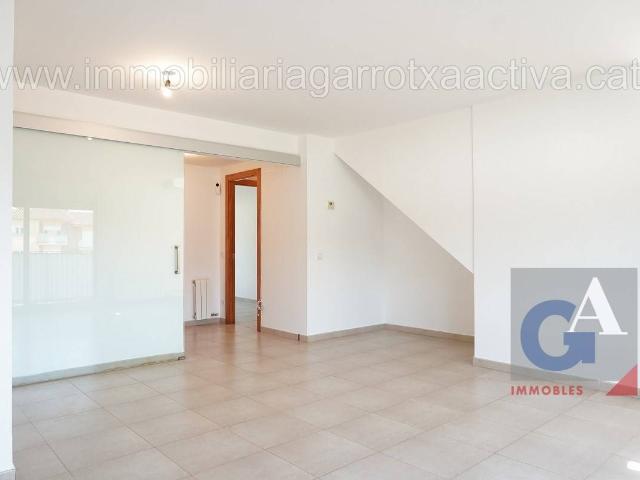 Dúplex en venta en Sant Cristòfol les Fonts, Olot