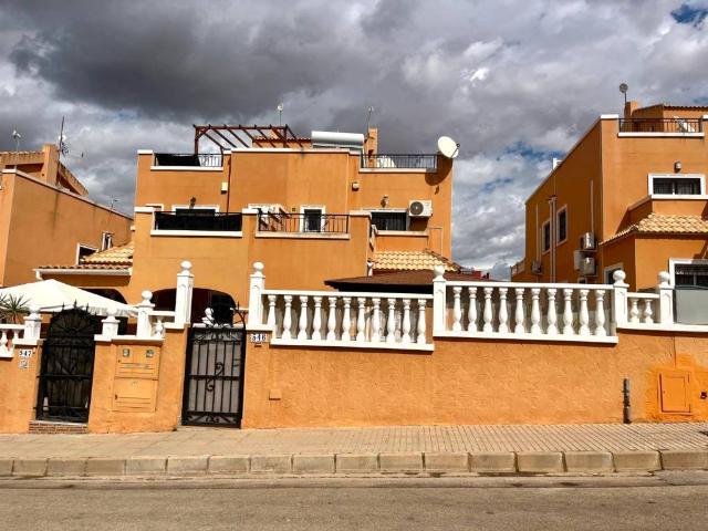 Dúplex en venta en Orihuela, Valencia