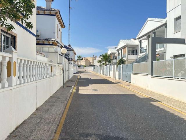 Dúplex en venta en Obispo Rocamora, el Baix Segura / La Vega Baja
