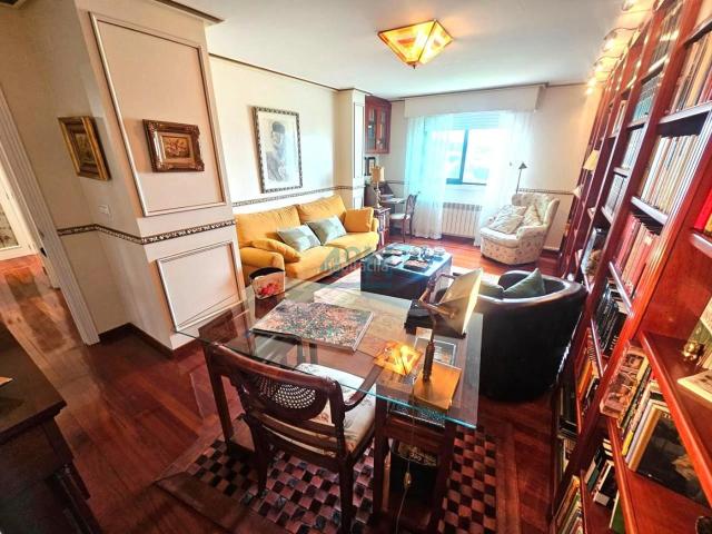 Dúplex en venta en Ourense, Casco Vello