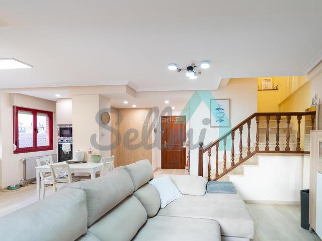 Dúplex en venta en Centro y casco histórico, Oviedo