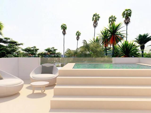 Dúplex en venta en Barriada Islas Canarias, Costa del Sol Occidental
