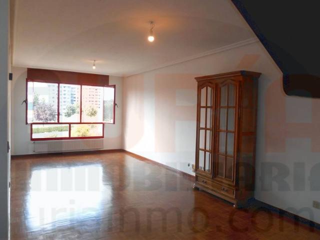 Dúplex en venta en Oviedo, Casco Antiguo